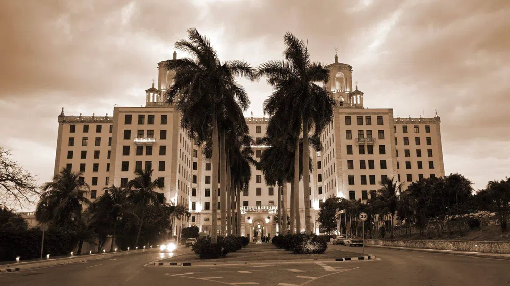 Planning Havana Around Blackouts, Heat and Cash Shortages