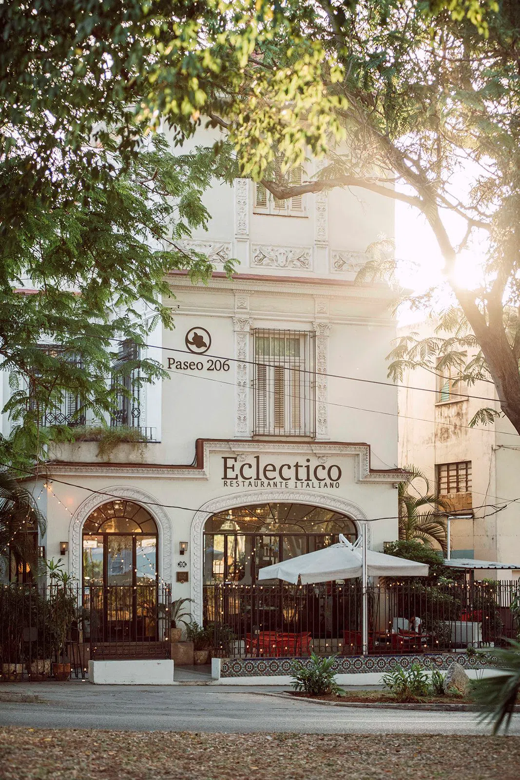 Paseo 206, Havana