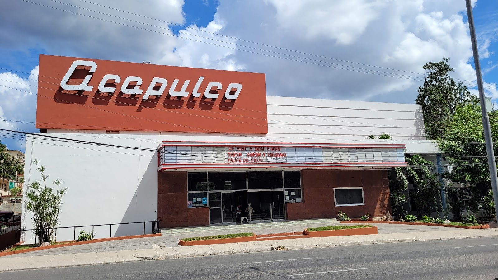 Cine Acapulco, Havana