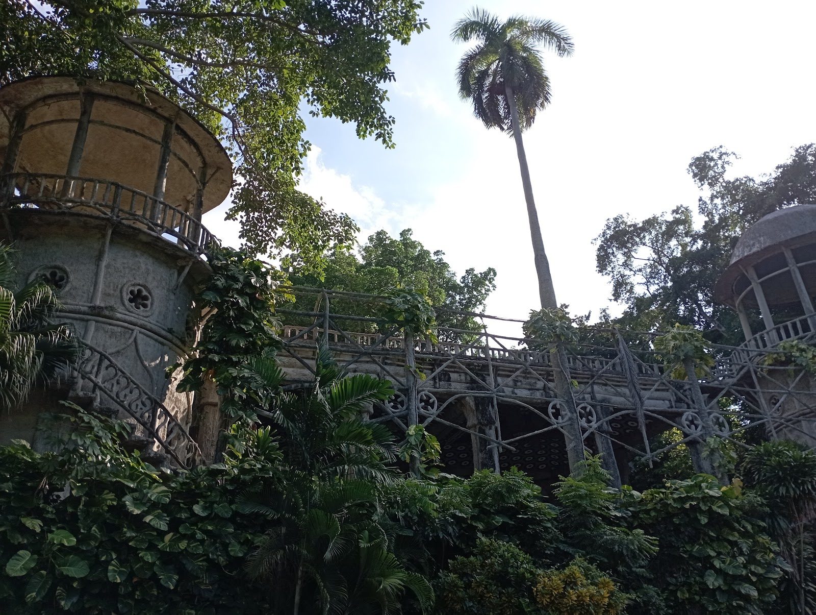 Jardines de La Tropical, Havana